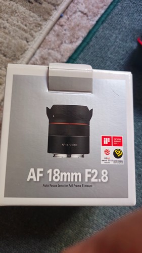 Samyang 18mm 8 - af,